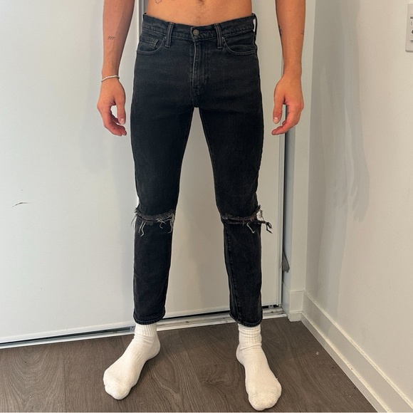 Levi Jeans - Picture 1 of 4